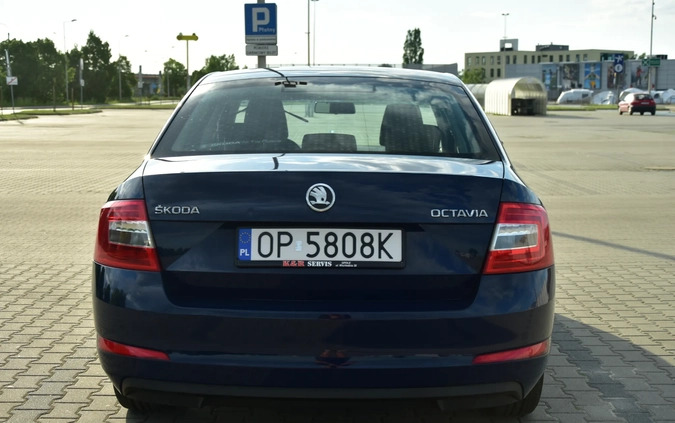 Skoda Octavia cena 27000 przebieg: 286000, rok produkcji 2013 z Opole małe 29